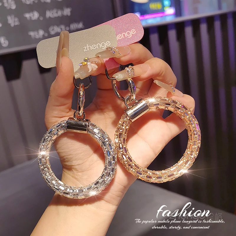 

Women's Phone Lanyard Ring with Sparkling Rhinestones and Circle Design, Premium Pendant, Outdoor Anti-Loss, Durable