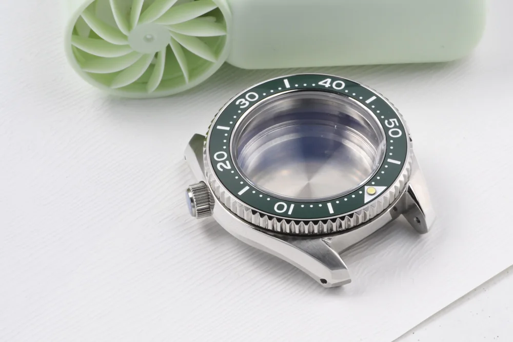 3.8 Uhr Stahl-Uhrengehäuse MM300 Uhrengehäuse Leuchtendes Saphirglas Taucheruhr für NH35/NH36 Automatikwerk Uhrenteile – Detail 6