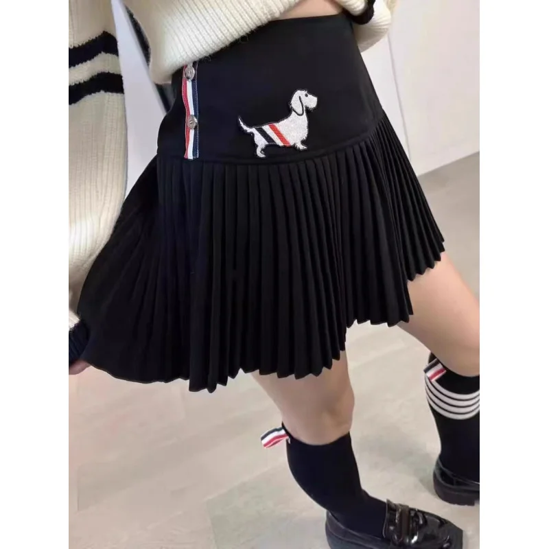 

TBPreppy Style Young Dog Embroidery Slimming Pleated Skirt Women's Design Side Ribbon Stitching Button Skirt