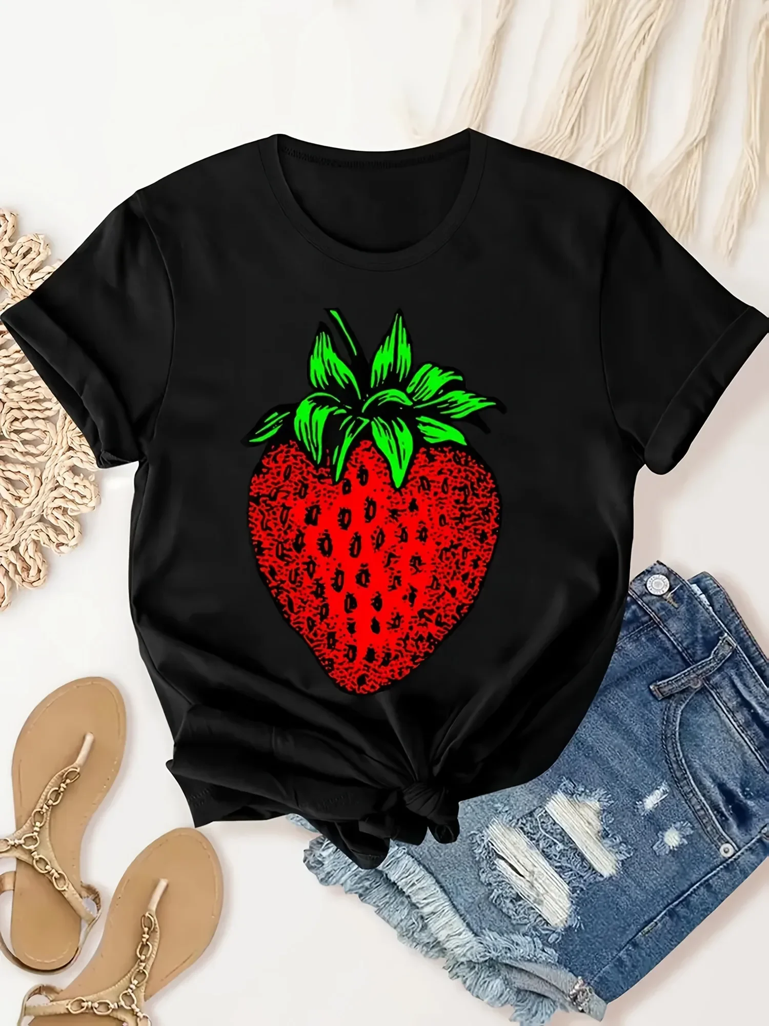 

Women's Front Strawberry Print T-Shirt Crew Neck Short Sleeve Top Black with Red Green Design Strawberry T-Shirt for Summer