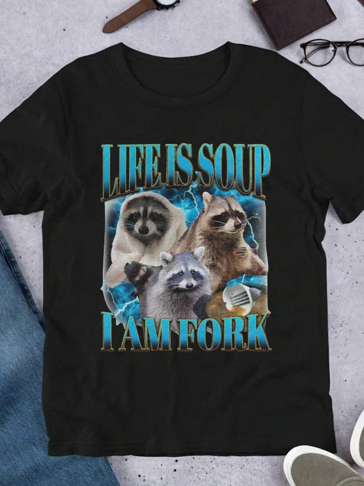 

with "Life is Soup" Raccoon Graphic Design-100% cotton summer casual O-neck short-sleeved men's printed T-shirt.