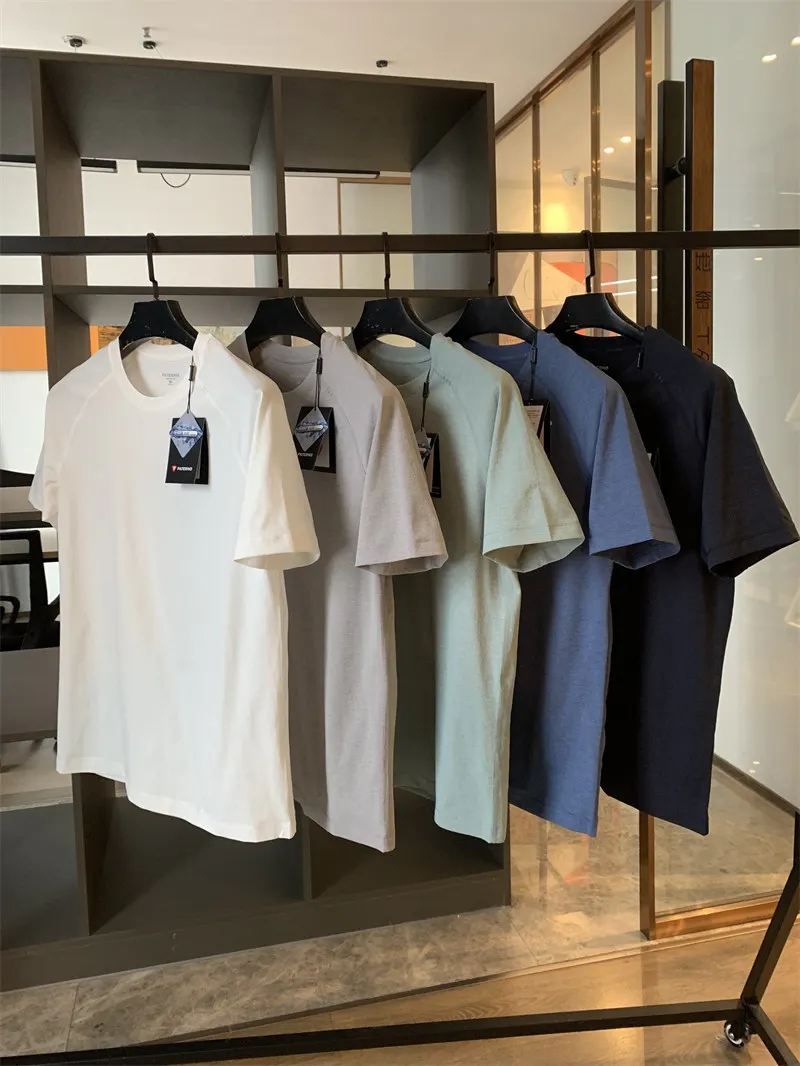 

Miosam Высококачественная ткань с охлаждающим воздухом, дышащая удобная мужская летняя футболка, супер мягкие быстросохнущие повседневные рубашки