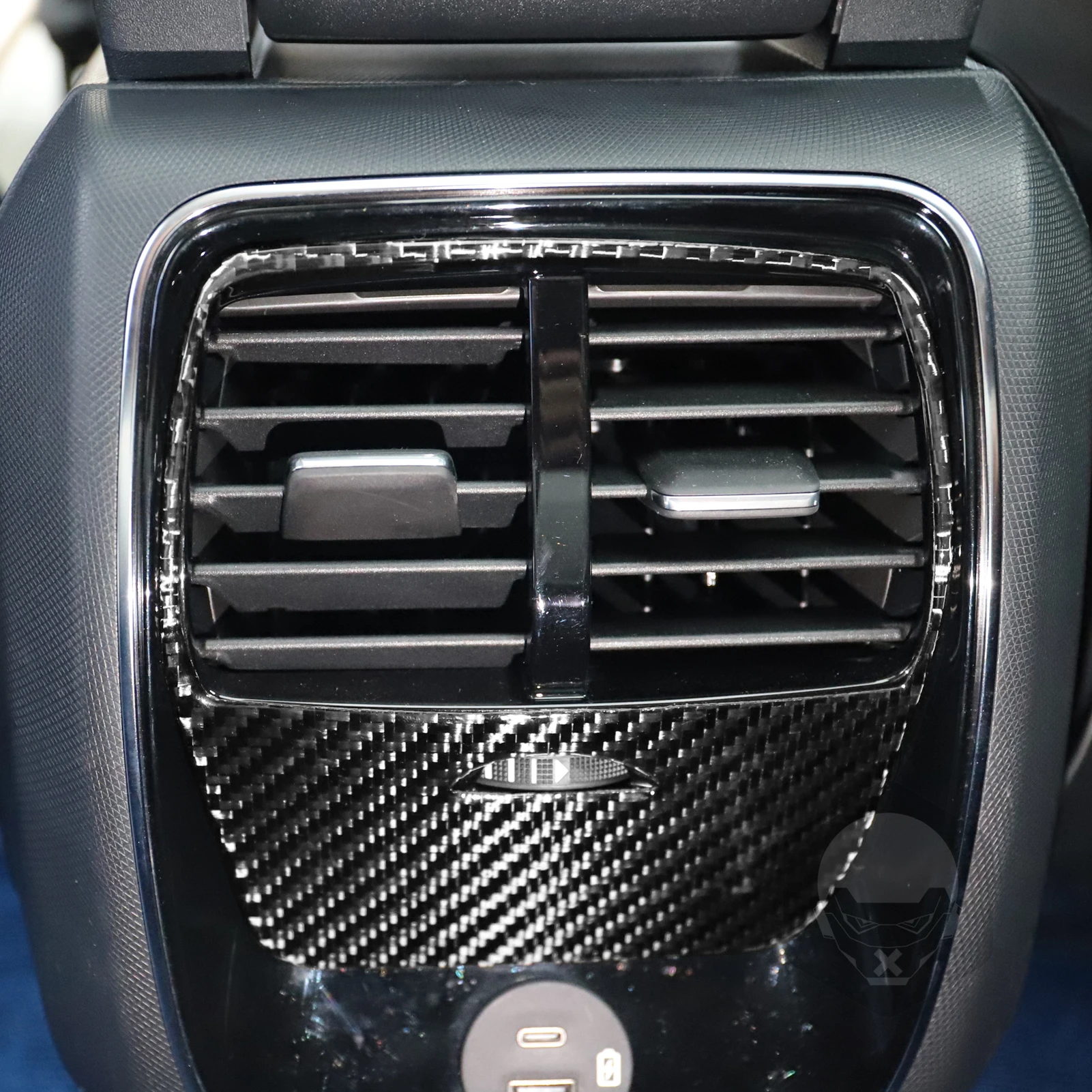For Ford Mustang Mach-E Mach E 2021 2022 Carbon Fiber Rear Air Conditioning AC Outlet Panel Cover Interior Accessories Sticker