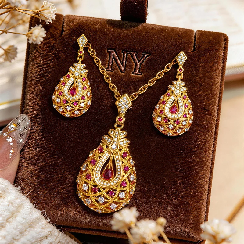 

Daily Versatile Diamond Pipa Water Drop Pendant Earring For Women 24K Gold AU999 Classic design suits casual daily