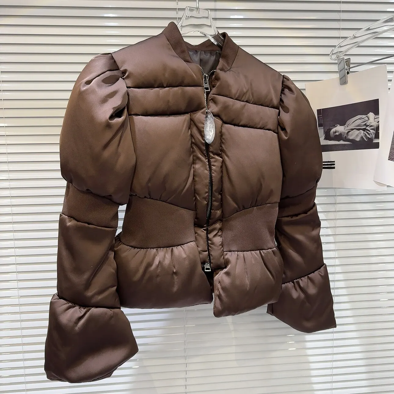 DEAT 2026 Winter New Items Fashion Women's Thread Waist Design Warm Jacket Casual Solid Color Zipper Cotton Padded Coat 11A01161