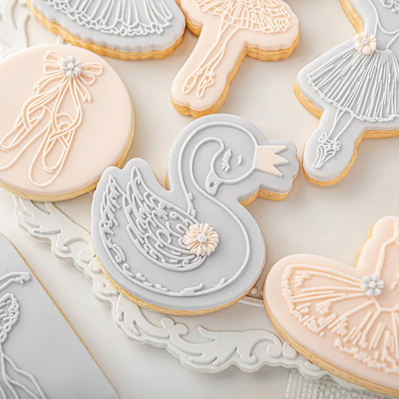 Ballet Girl Swan Cake Cookie Press Stamp Decoration Tool Acrylic Fondant Craft Cookie Cutter Biscuit Mold Bakeware Pastry