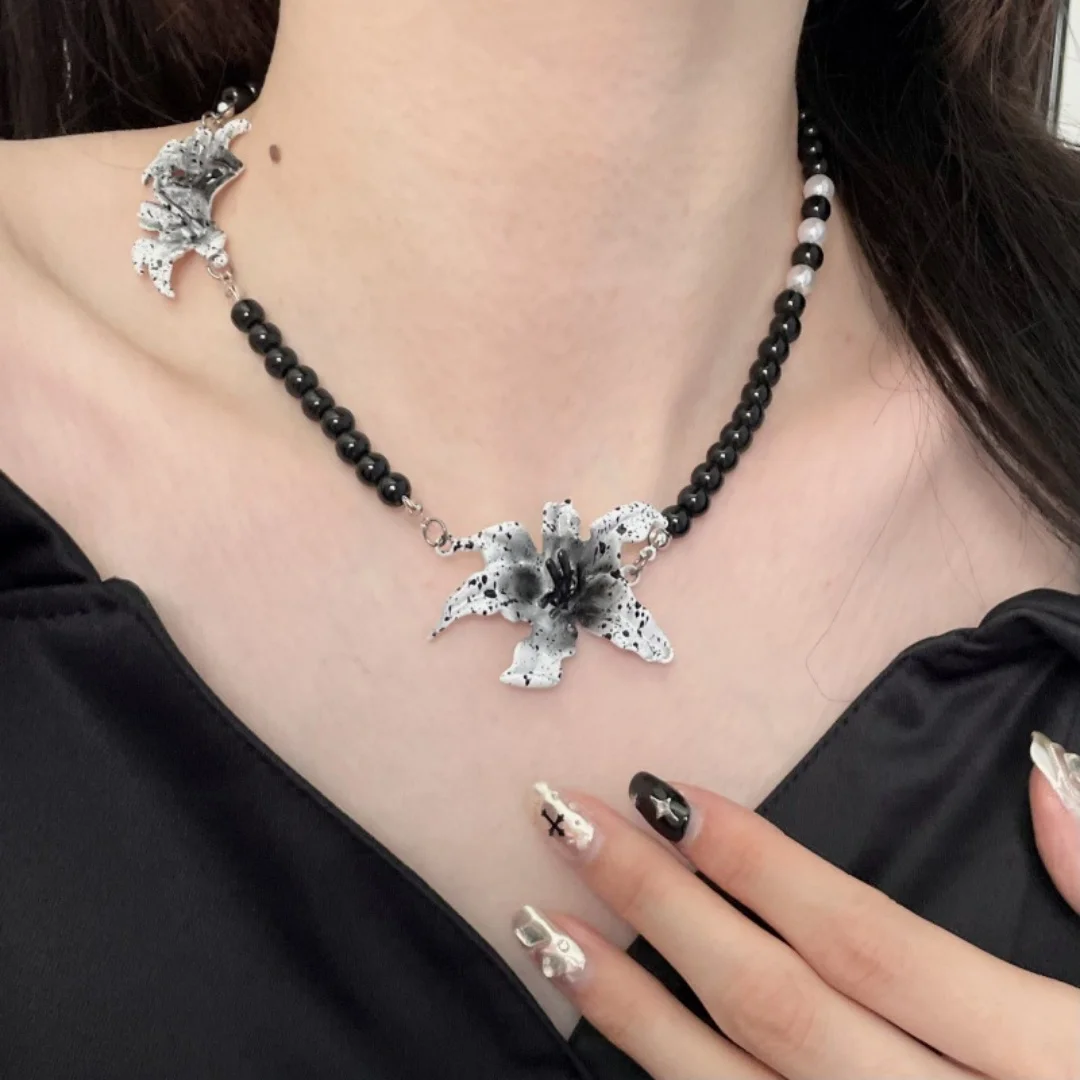 

DUTRIEUX Fashion Elegant Gradient Lilies Beads Tassel Clavicle Chain Earrings Set Charms Luxury Sweet Choker Ear Studs Jewelry