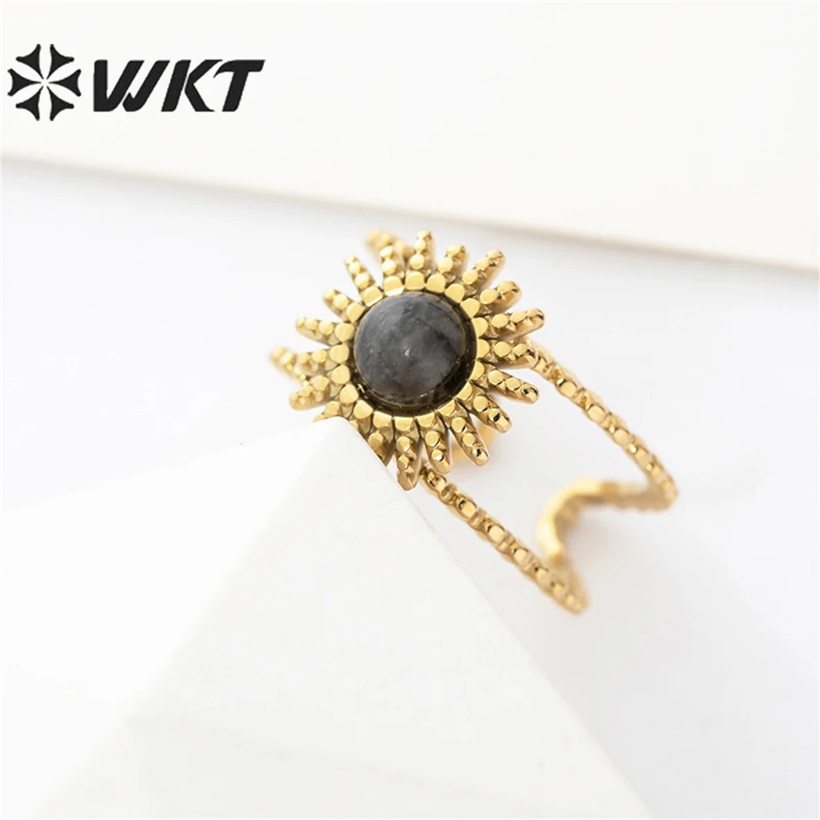 WT-R398 WKT Special Stainless Steel Ring Sunflower Labradorite Adjustable Gold Plated Ring Ladies Party Ring Jewelry Gift