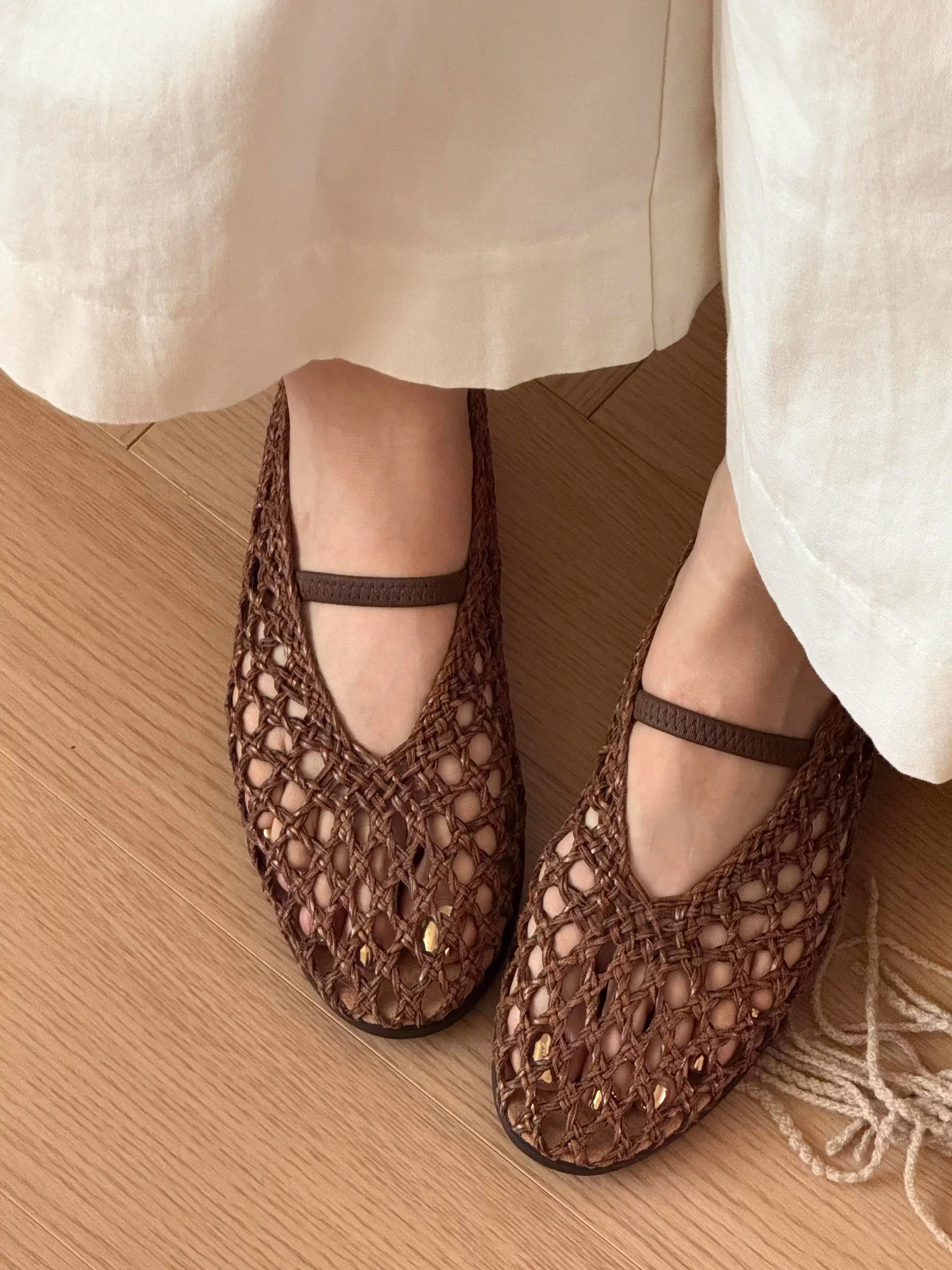 

Hollow Hand-Woven Sandals Women Straight-Strap Round-Toe Flats Soft Leather Comfortable Shallow Mary Jane Shoes Sandalias Mujer