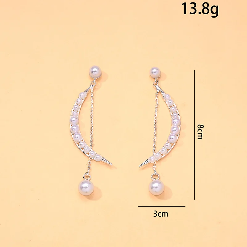 Fashion new moon earrings exaggerated high-end pearl earrings stage catwalk accessories women's earrings