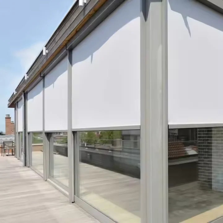 

Outdoor Pergola Windproof Roller Blinds Reusable Zip Track Motorized Waterproof Curtains Patio Blackout Shades Outdoor Blinds