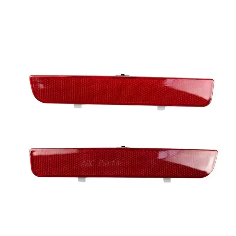 Rear Bumper Left Right Reflector Red Brake Light Rear Taillight For Land Rover Range Rover 2003-2012 LR2 2008 LR006348 LR006349