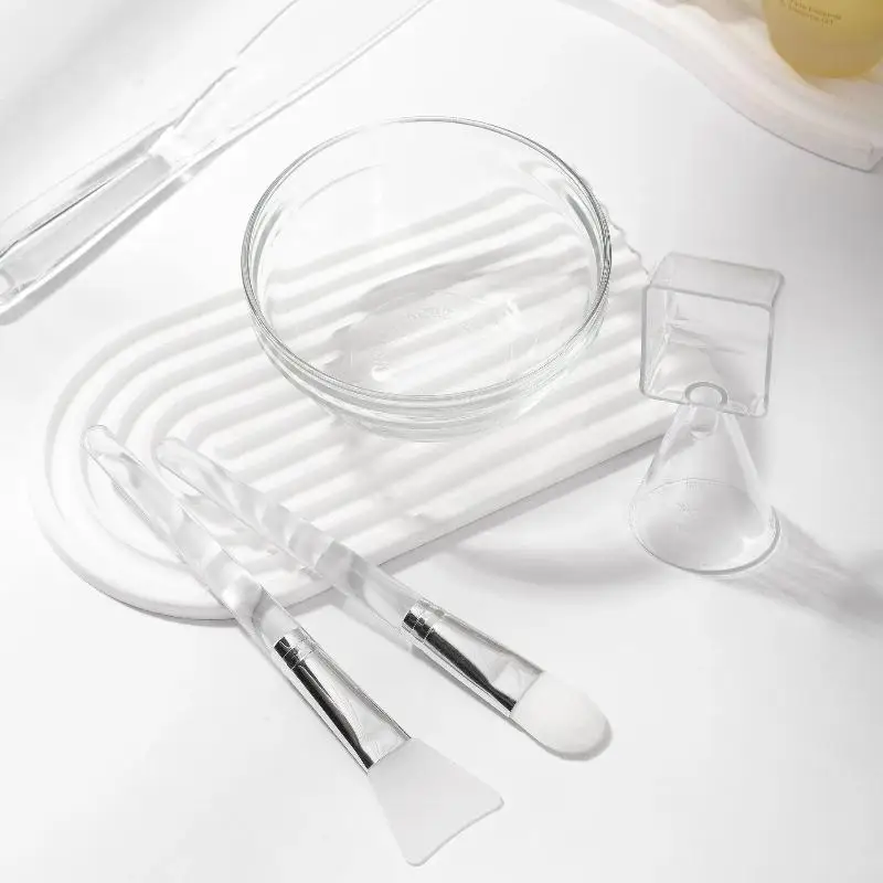 5 In 1 Facial Mask Mixing Bowl and Brush Set with Measuring Cup for Customized Skincare Routines