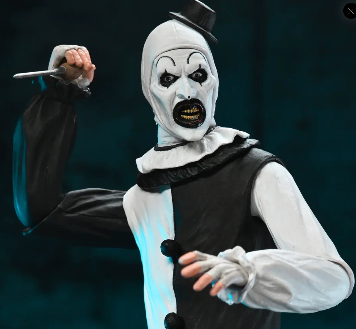 

Neca 45251 Ultimate Art The Clown 7-Inch Scale Collectible Action Figure Horror Movie Model Articulated Figure Premium Accessori