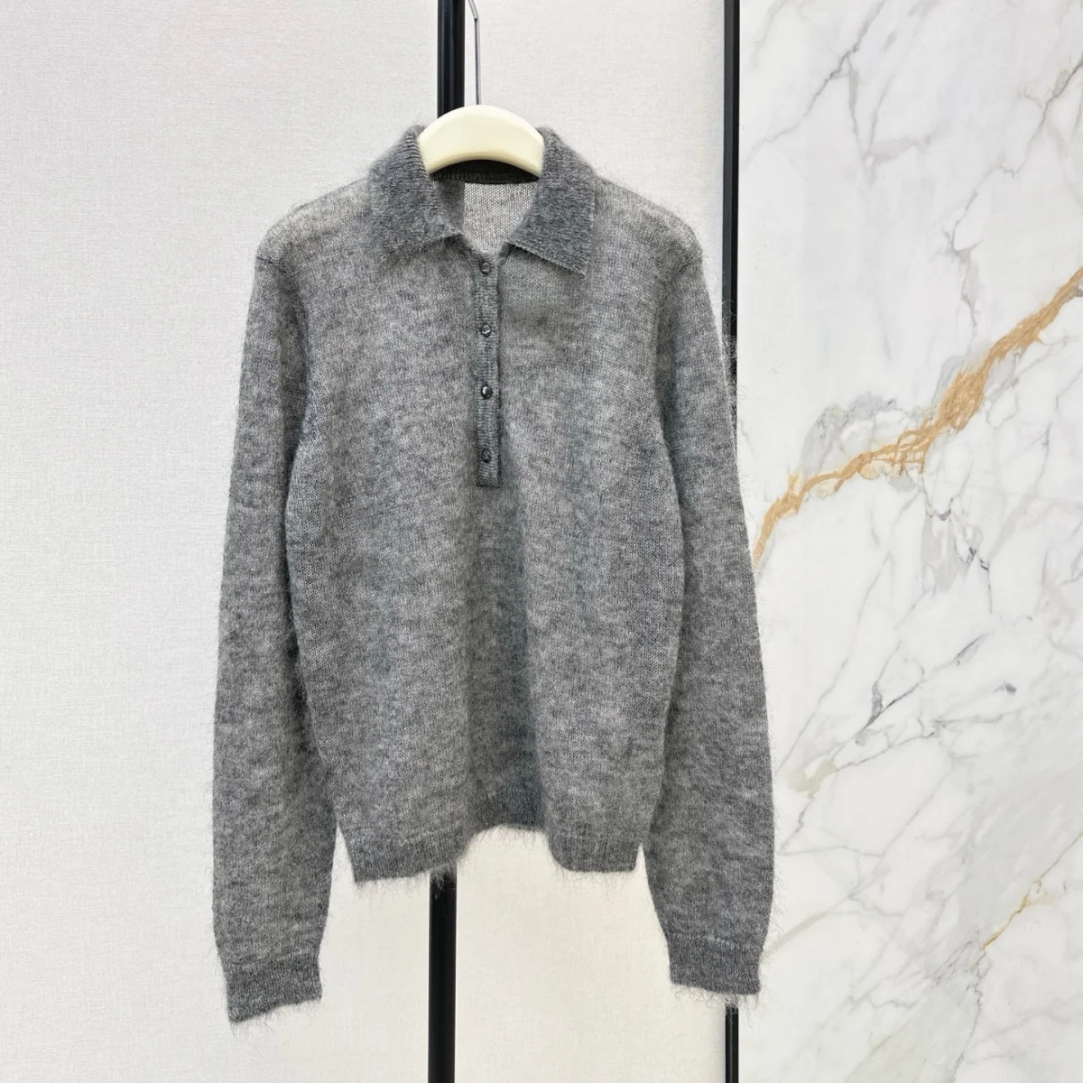 2026 high-quality women's clothing lazy style slightly transparent loose long sleeved early autumn atmosphere top--26919110