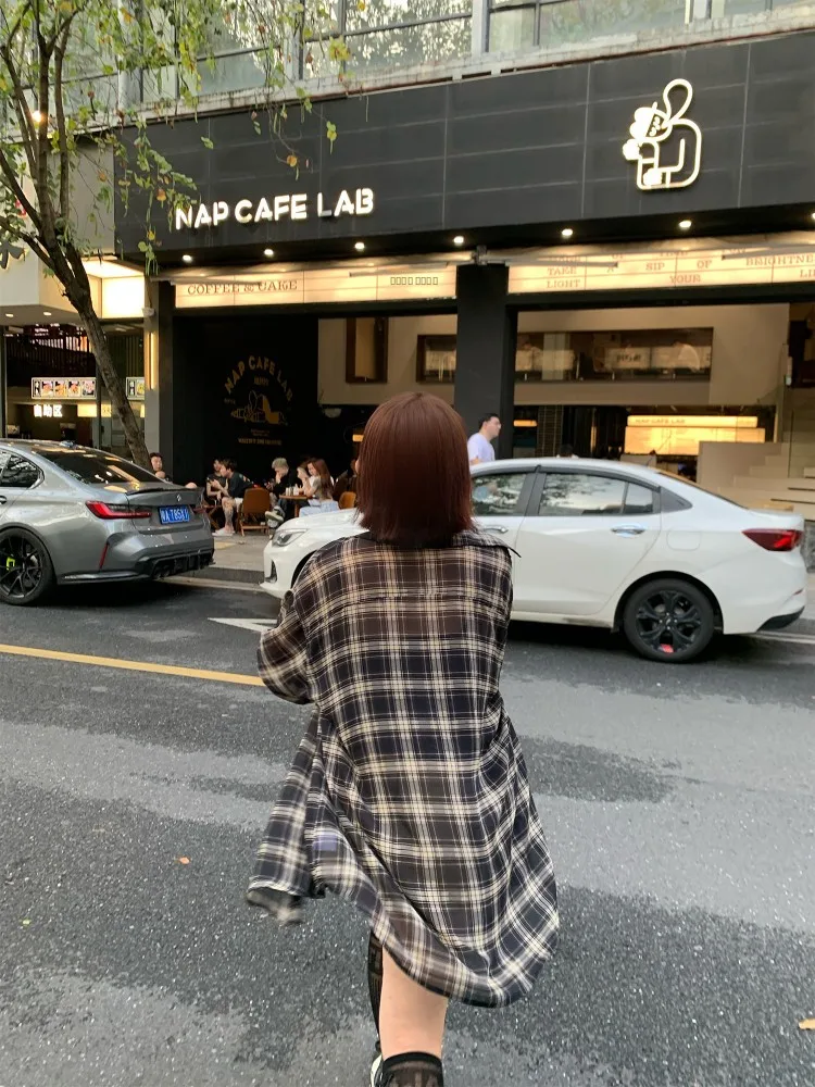 

Comfortable Women's Summer irt Zhou Baizi Sun Protection Plaid irt V-ne ort Sve Regular Fit Pure Color Print