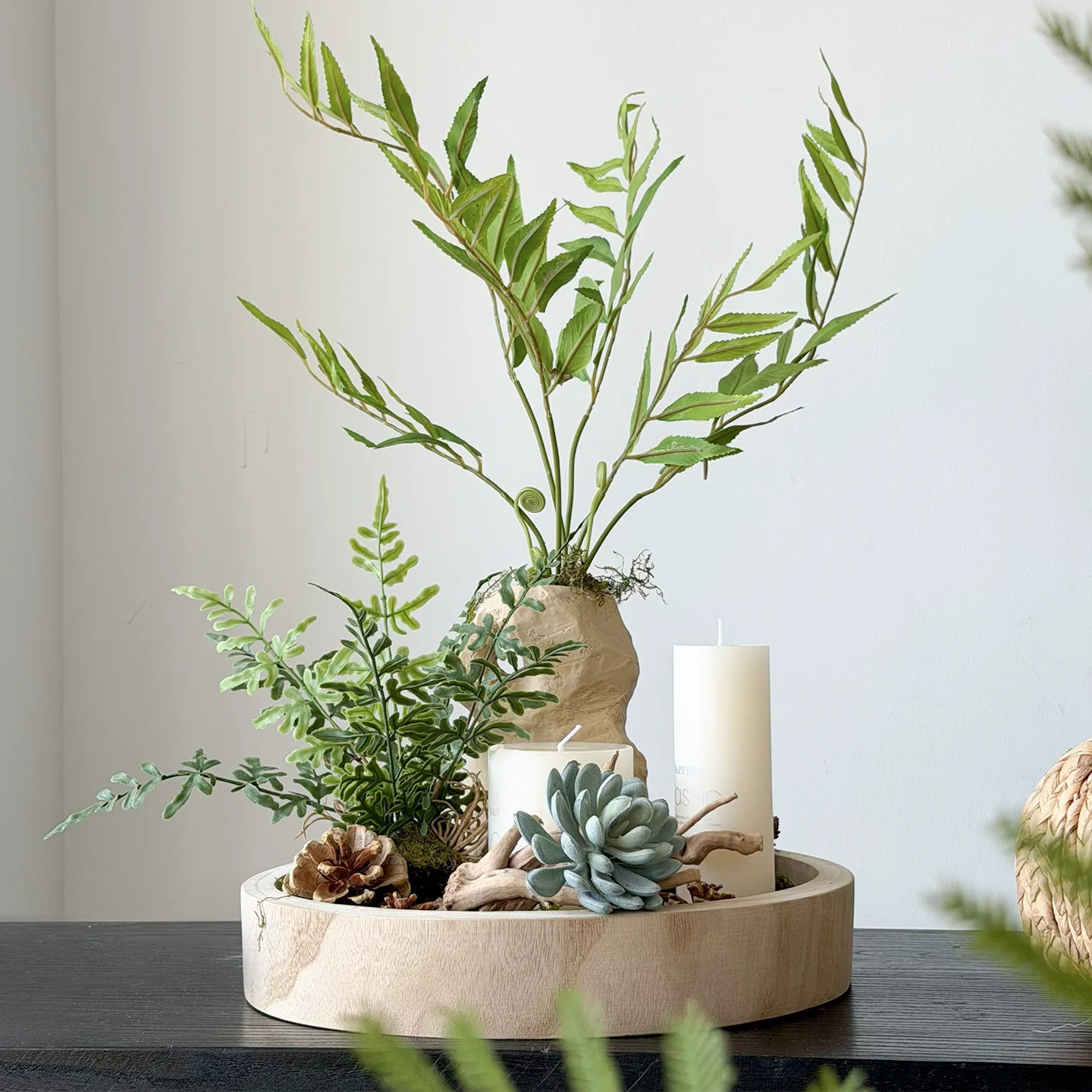 Desktop wooden tray Micro landscape scented candle Round solid wood plate Green plant ornament Living room soft decoration