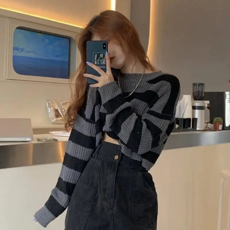 ZMZBCH Korean Style Autumn Striped Cropped Sweater Women Vintage Oversize Knit Jumper Female  Long Sleeve O-neck Pullovers Tops