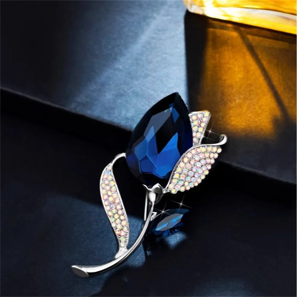 Трендовые-синие-хрустальные-броши-с-цветком-тюльпана-для-женщин-элегантные-заколки-для-лацканов-со-стразами-офисные-аксессуары-для-свадебной-вечеринки-ювелирные-изделия-подарки