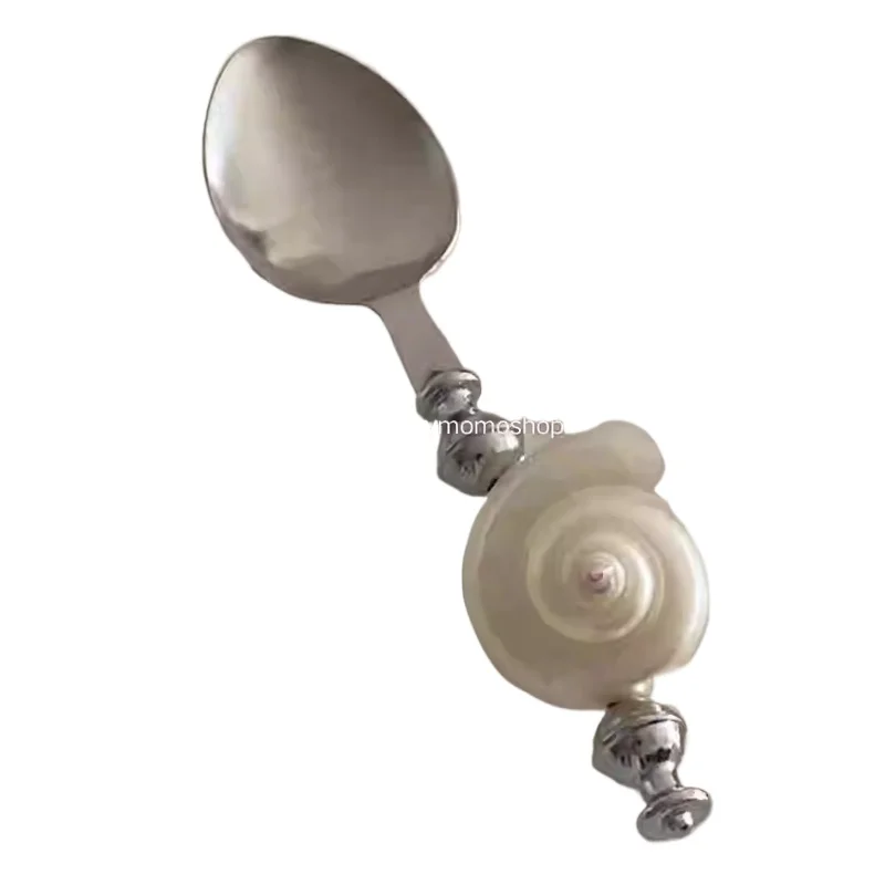 Conch-Inspired Western Cutlery Set Creative Shell Design Fork And Spoon for Elegant Dessert Dining INS Blogger Flatware