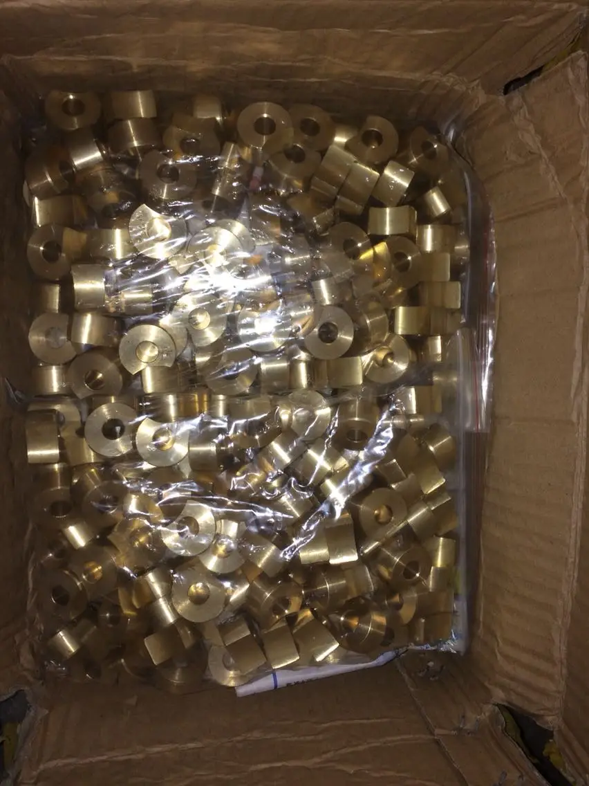 Suitable for Taiwan Rocker Vertical Milling Machine, Milling Head Accessories Head Accessories B27 Half Crescent Copper Sleeve