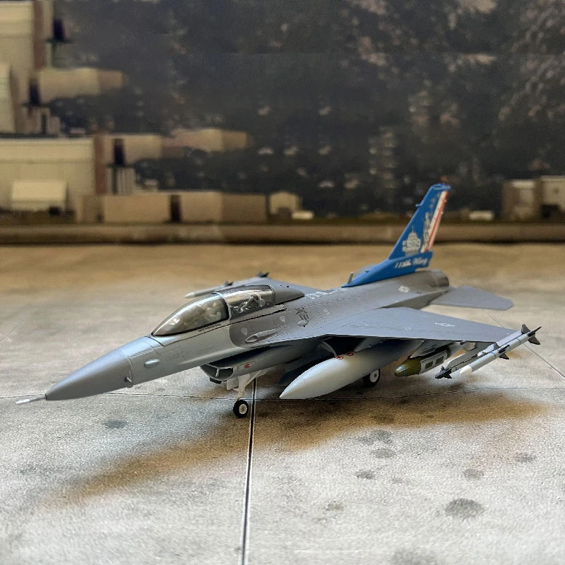 Diecast 1:72 Scale U.S. Air Force F-16D War Falcon of Squadron 121, 113th Wing Alloy Finished Model Collection Gift Toys