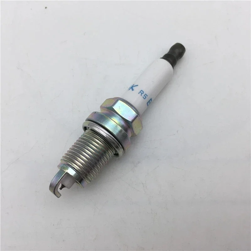 4Pcs/lot 12122158252 Iridium Spark Plug For BMW E46 E60 E65 E70 E81 E88 E90 E92 550i 650i 750i 750Li X5 A6 IZFR6H11