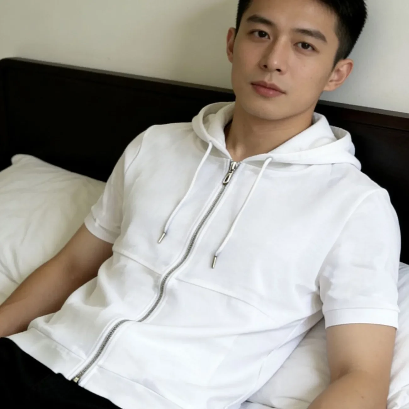 Men's Hooded Zippered Short Sleeve T-Shirt Casual Daily Wear Breathable Solid Color Knit Top