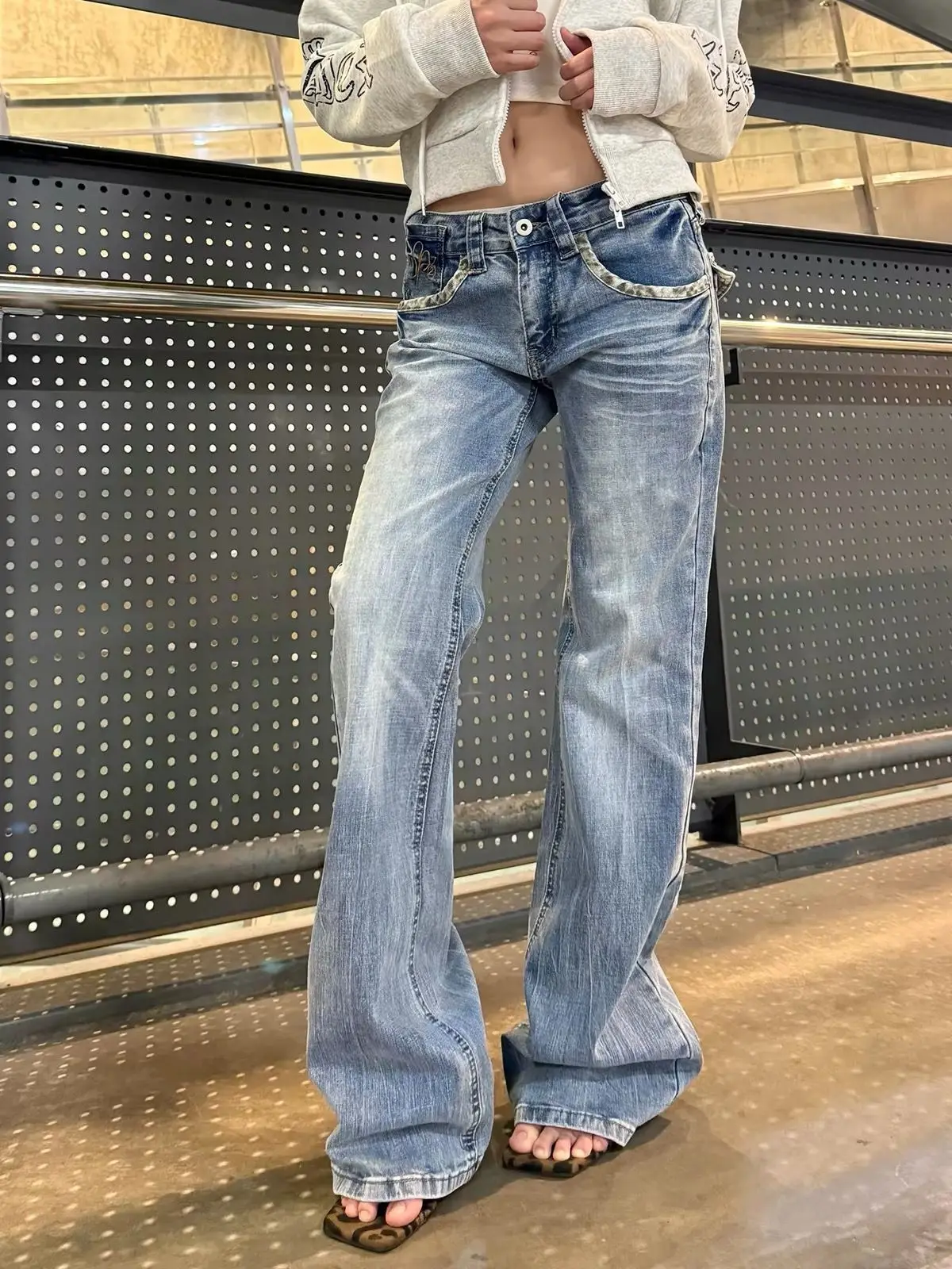 Leopard Patchwork Washed Flared Jeans Women Retro Slim Fit Designer Streetwear Denim Pants