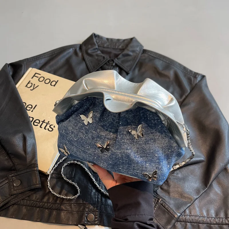 Tas Selempang Wanita Model Quilted Cloud 2025 dengan Tali Rantai, Kantong Mini Crossbody dengan Kancing Magnet untuk Penggunaan Sehari-hari dan Kencan di Kota ​