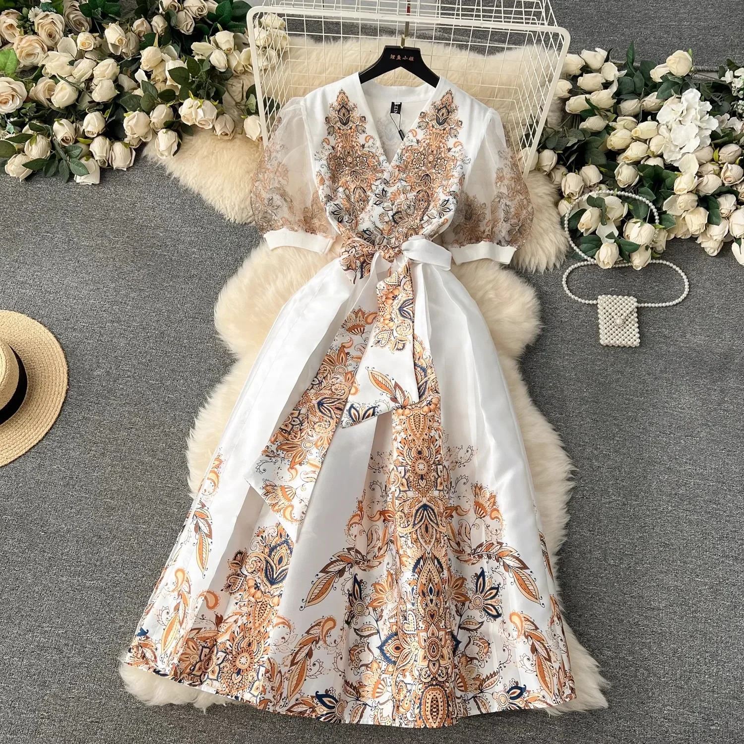 

New Fashion Summer Paisley Dress for Women's V Neck Short Puff Sleeve Stitching Satin Flower Print Lace Up Party Midi Vestidos