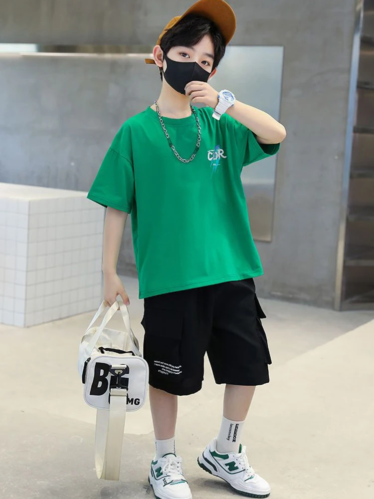 Children's T-shirts Conjuntos O Neck Print Tshirts Tops And Baggy Cargo Short Pants Ensembles Loose Fashion Boys 2 Piece Sets