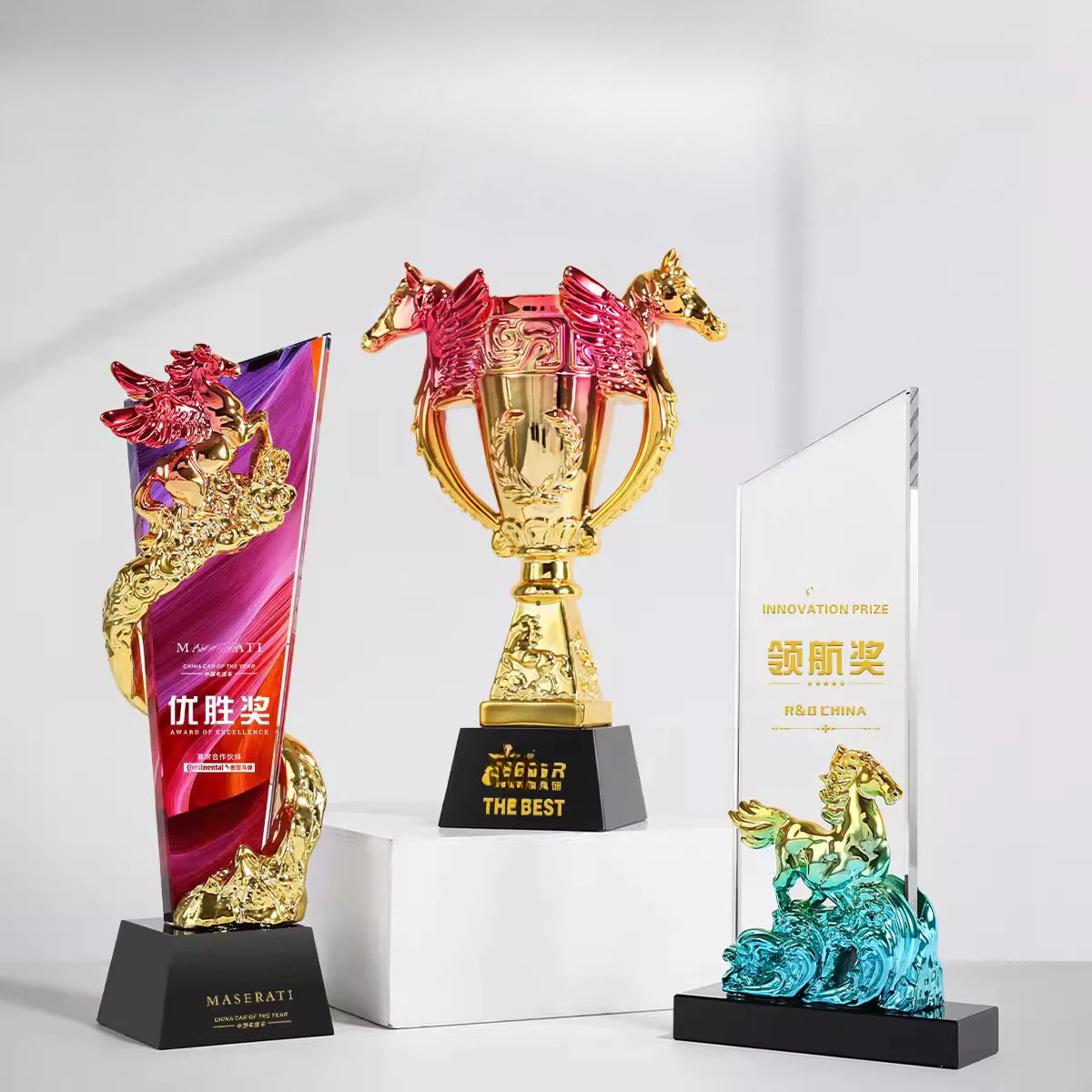 Customized Horse-shaped Resin Crystal Trophy Color Printing Prize Sports Award Outstanding Employee Souvenir Home Decoration 1Pc