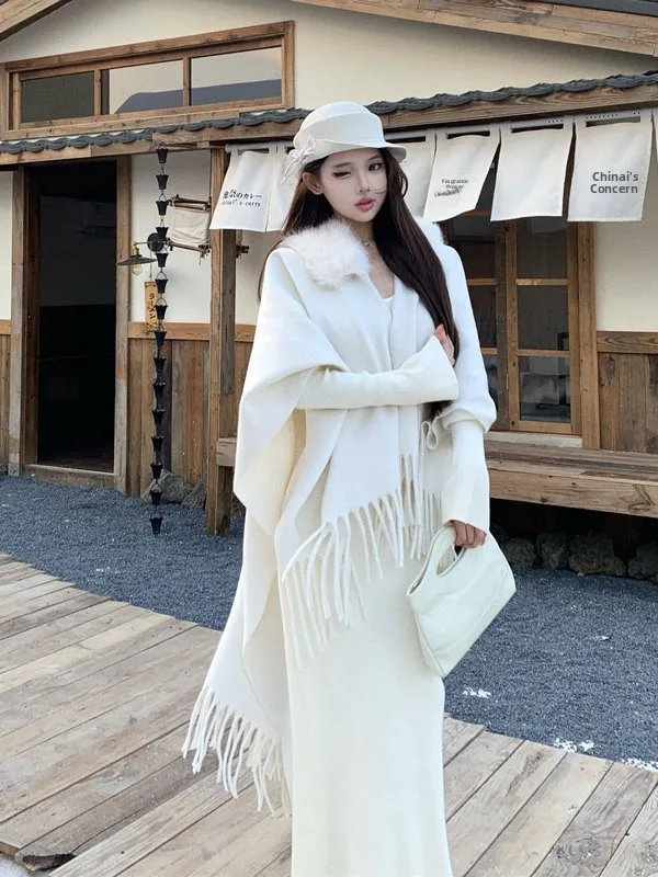 

Изысканный вязаный комплект из платья и шали Soft Wind: Элегантный и комфортный модный ансамбль для создания прохладной атмосферы. Весна 2026. Модный комплект с длинным рукавом и V-образным вырезом.