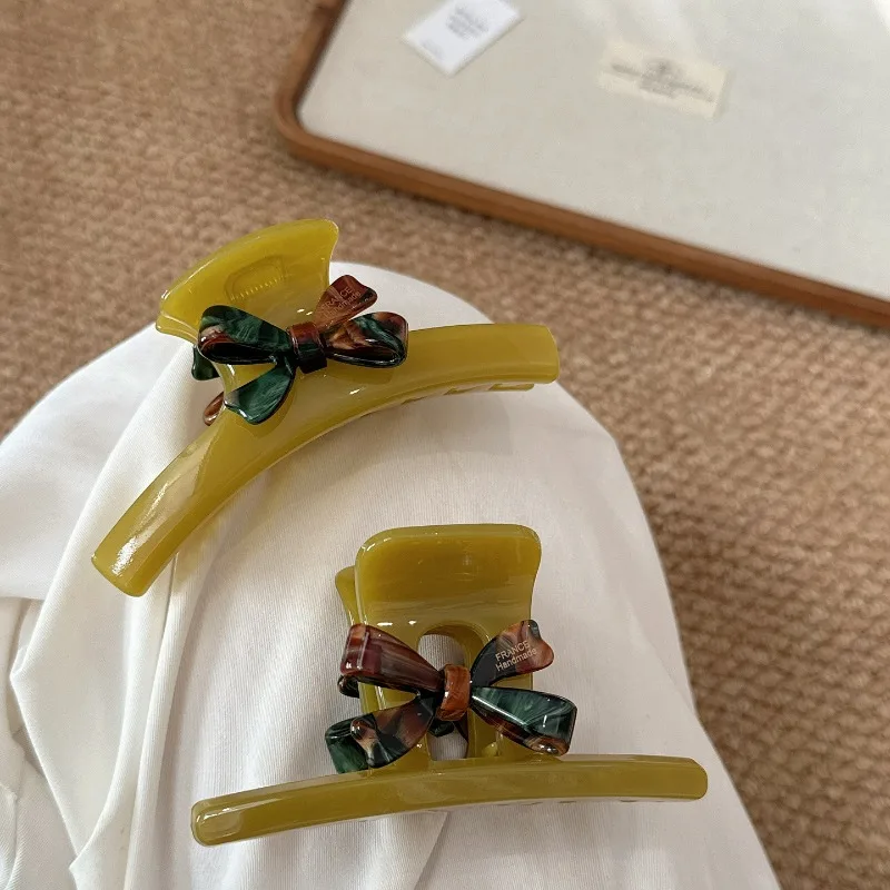 

Vintage Bow Large Hair Claw Clip – Fashionable Square Hair Clip