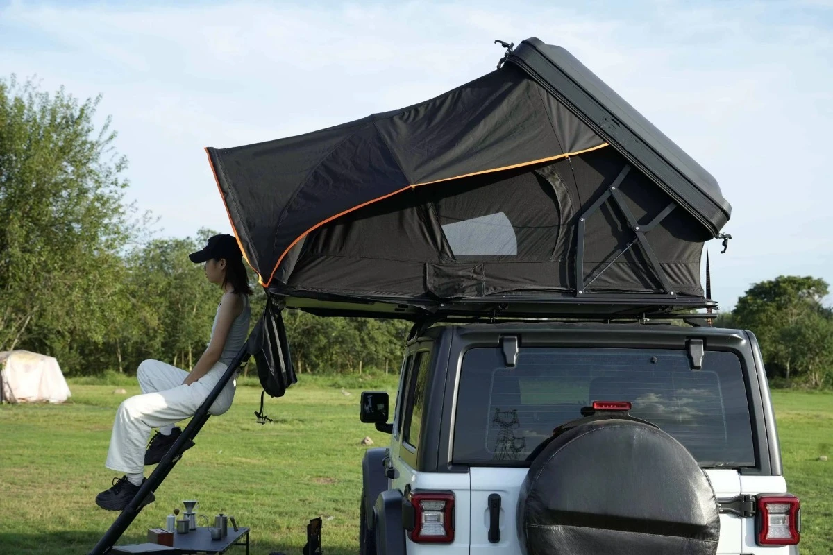 Hard Shell Roof Top Box Roof Tent Double Layer Foxwing Awning Waterproof Rip-Stop Fabric Telescopic Ladder Skyview Windows