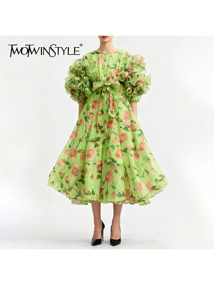 

TWOTWINSTYLE Printing Spliced Fungus Folds Elegant Dresses for Women Round Neck Half Sleeves Patchwork Lace Up Dress Female New