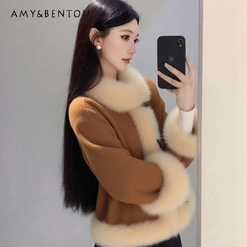 

2025 Winter New Khaki Color Furry Splicing High-end Women's Coats Original Design Sweet Versatile Elegant Warm Jackets Ladies