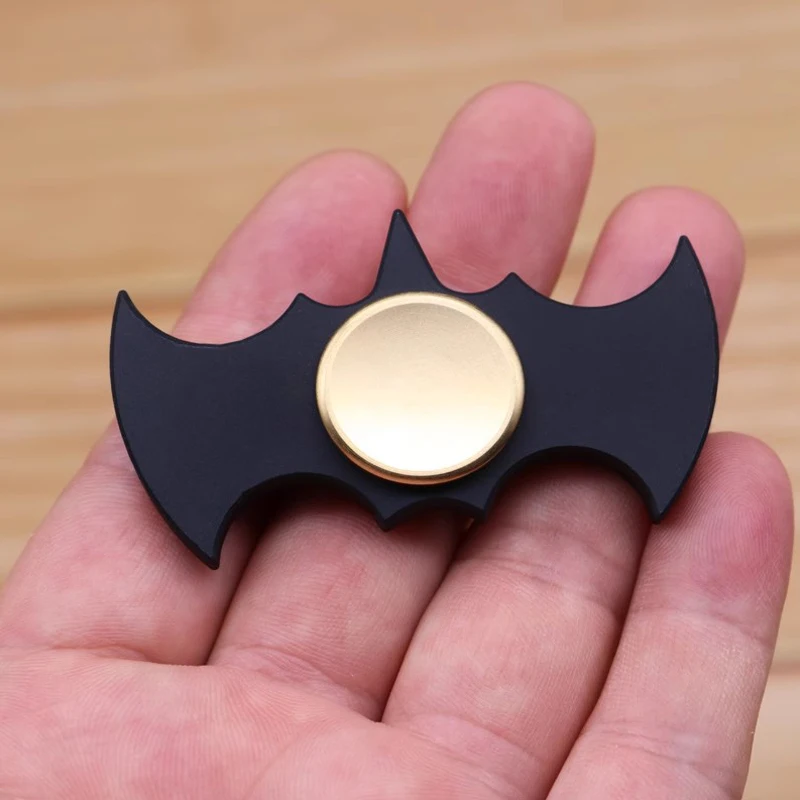 Forma di pipistrello Fidget Spinner metallo Handspinner alleviare lo Stress punta delle dita giroscopio EDC Antistress Gadget adulti bambini novità