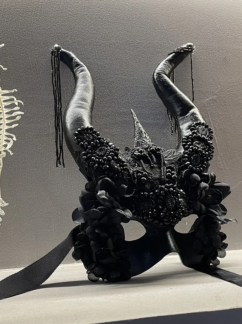 

For Horn Mask Headdress, Two-dimensional Mysterious Personality, Dance Party Halloween