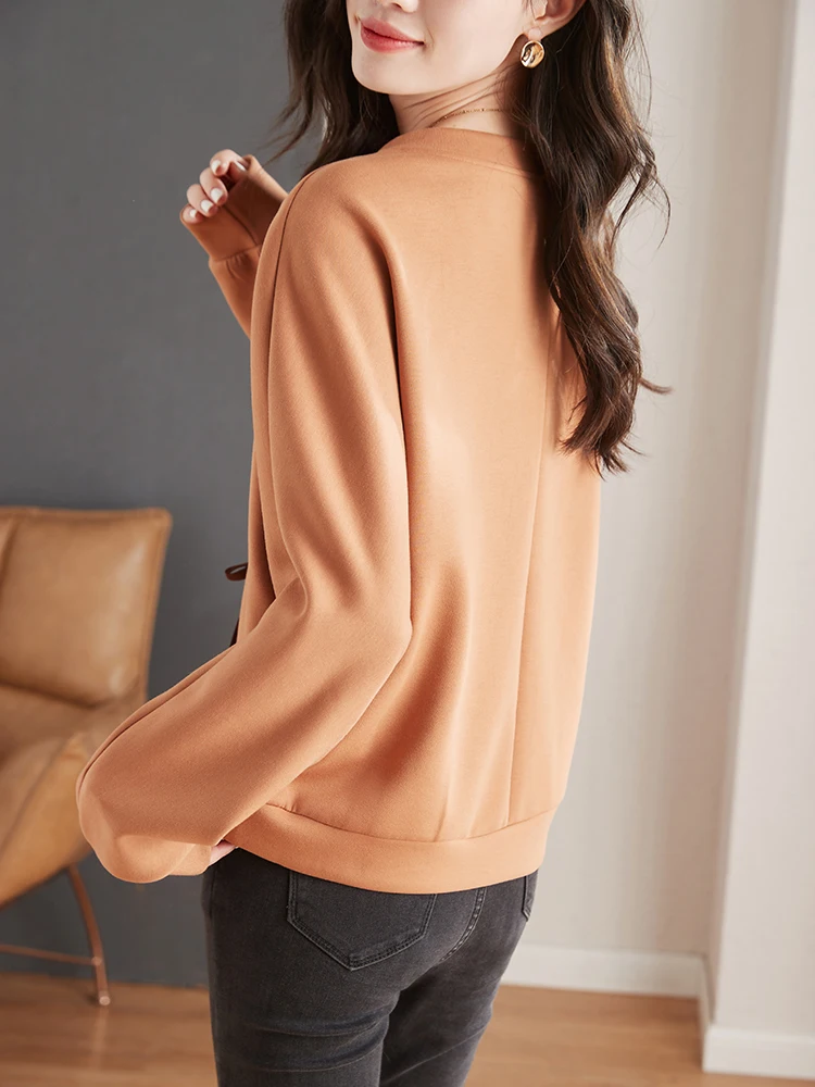 O leher lengan panjang bordir bunga kaus wanita musim dingin applique bunga kopi aprikot atasan pullover wanita Korea Chic