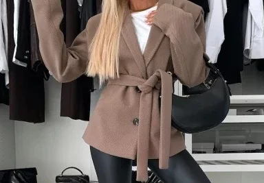 Autumn and Winter Fashion Long Sleeved Suit Collar Strap Twill Woolen Coat Temperament Commuting Casual Coat for Women