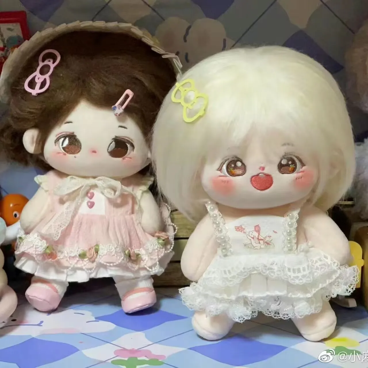 Hanya gaun bayi, tanpa boneka, gaun mawar industri berat 20 cm, set enam potong, gaun penutup mutiara kecil berbentuk bunga