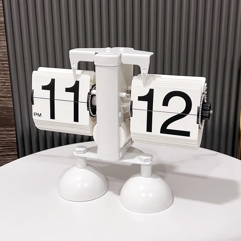 Automatic Page Turning Clock Nordic Desktop Flip Clocks Creative Living Room Desktop Balance Clock Office Bedroom Decoration