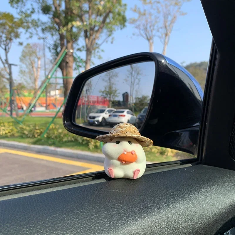 Mini Car Decoration Window Central Control Foodie Hamster Doll Super Cute Melon Seed Cheese Rat Car Accessories（random Style）