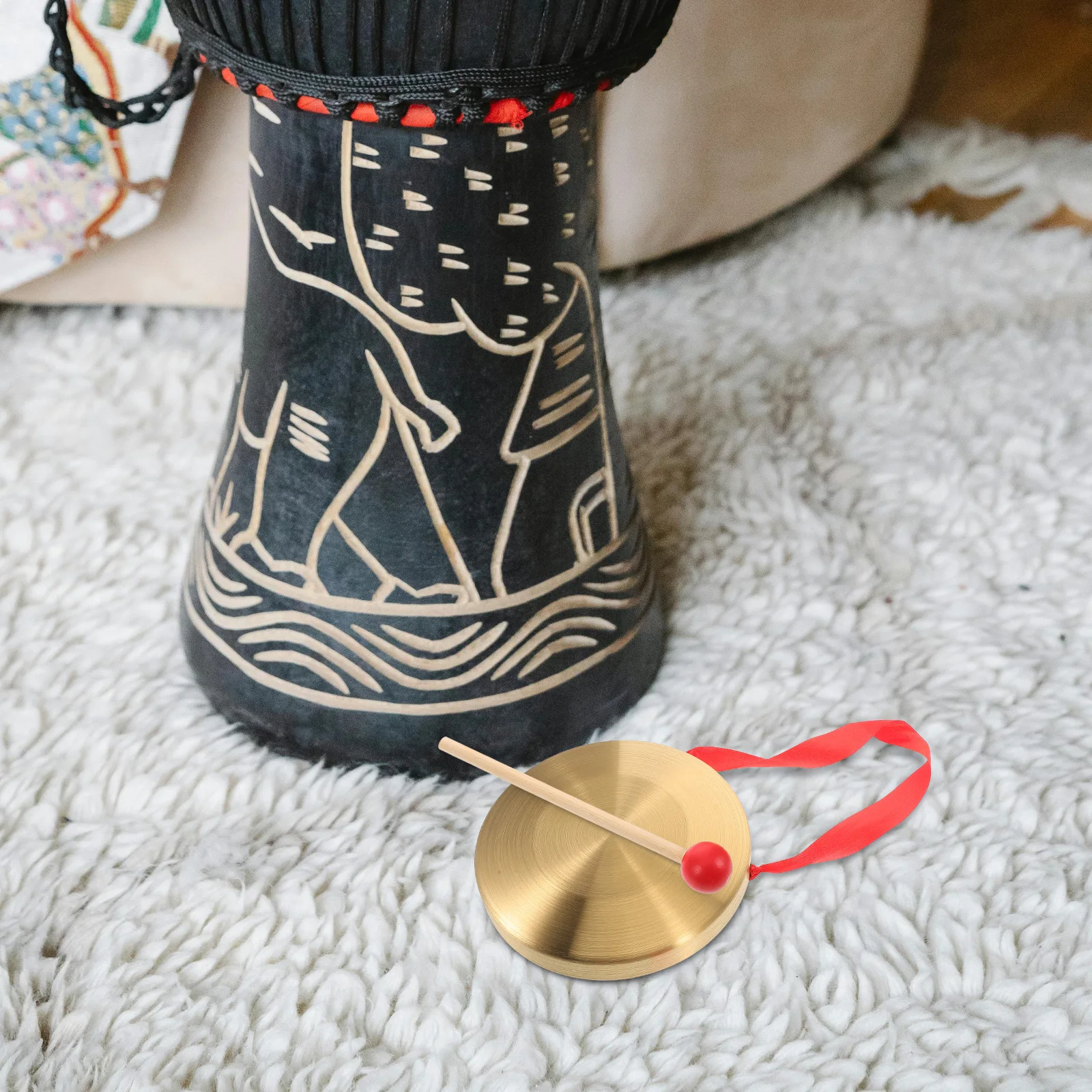 

Brass Small Chinese Percussion Instrument Copper Handheld Gong Mallet For School Stage Ethnic Orchestra Decorative