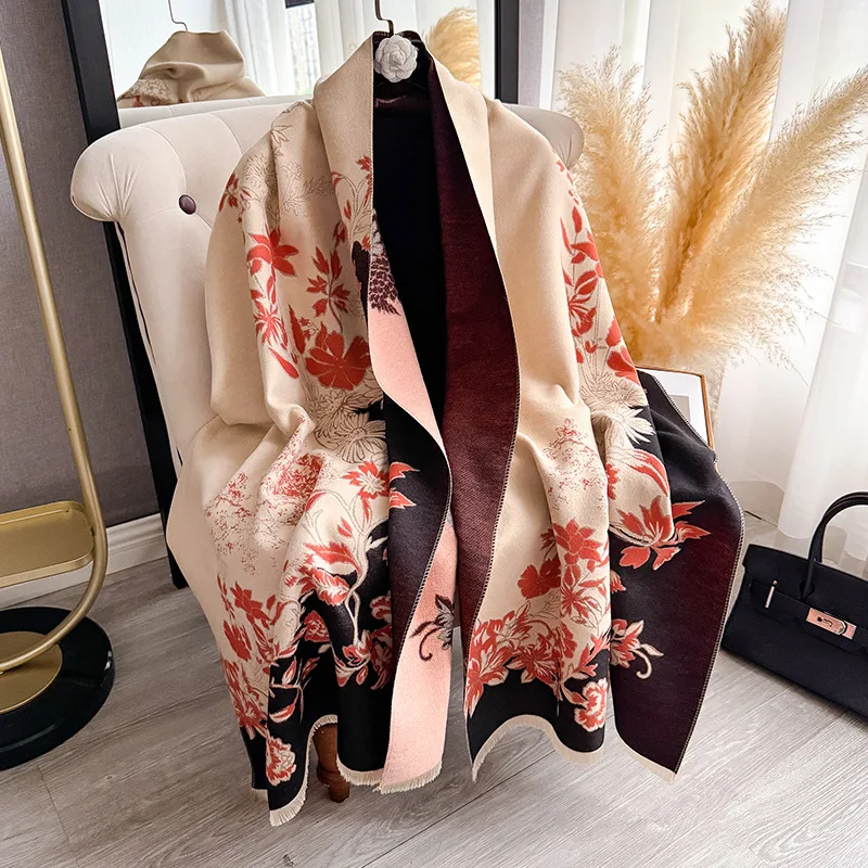 

Новая стильная женская осенне-зимняя толстая двусторонняя шаль с имитацией кашемира, универсальная в использовании, с эффектом имитации цветов ромашки.