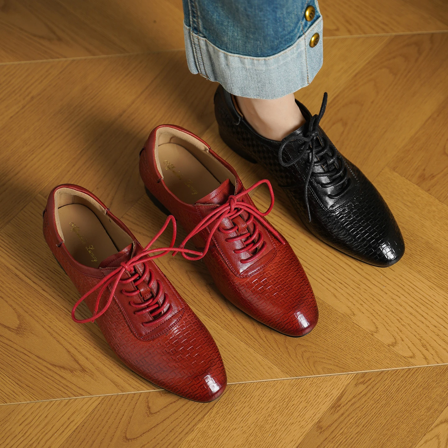 2026 new spring autumn women pumps natural leather 22-25cm washed cowhide weave round toe loafers lace-up women shoes fashion