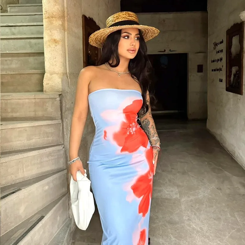 Een nieuwe zomerjurk met strapless, bloemenprints, slank figuur, hoge taille en split in Europese en Amerikaanse dameskleding