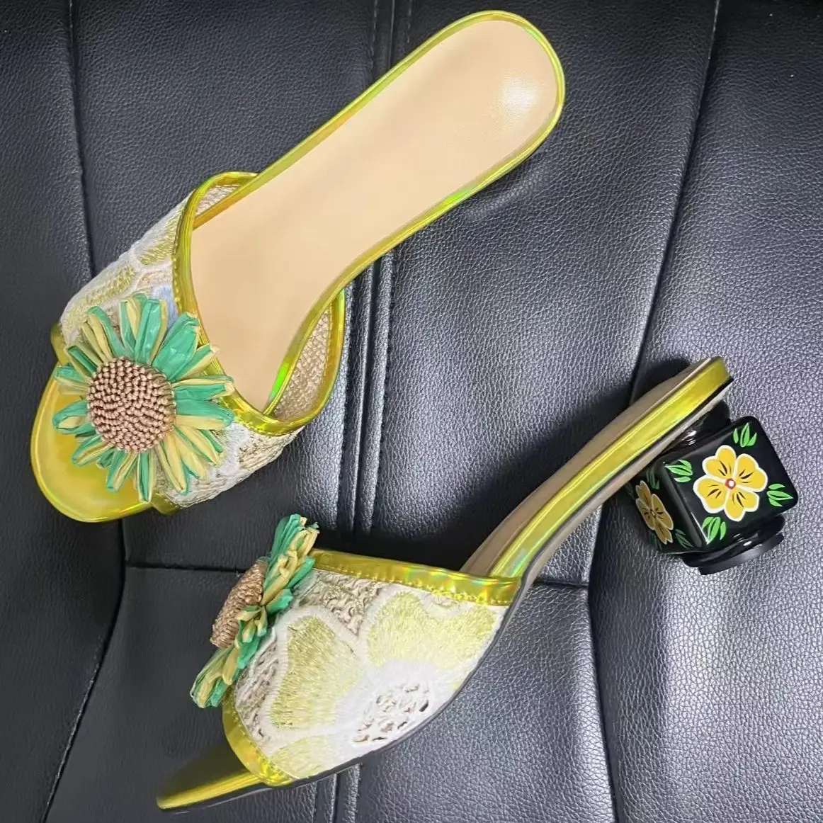 Design Women's Sunflower Lace Open Toe Slippers Chunky Low Heel Summer Sandals with Crystal Flower Building Block Heel